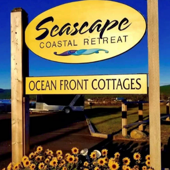 Seascape Coastal Retreat ❉-YR